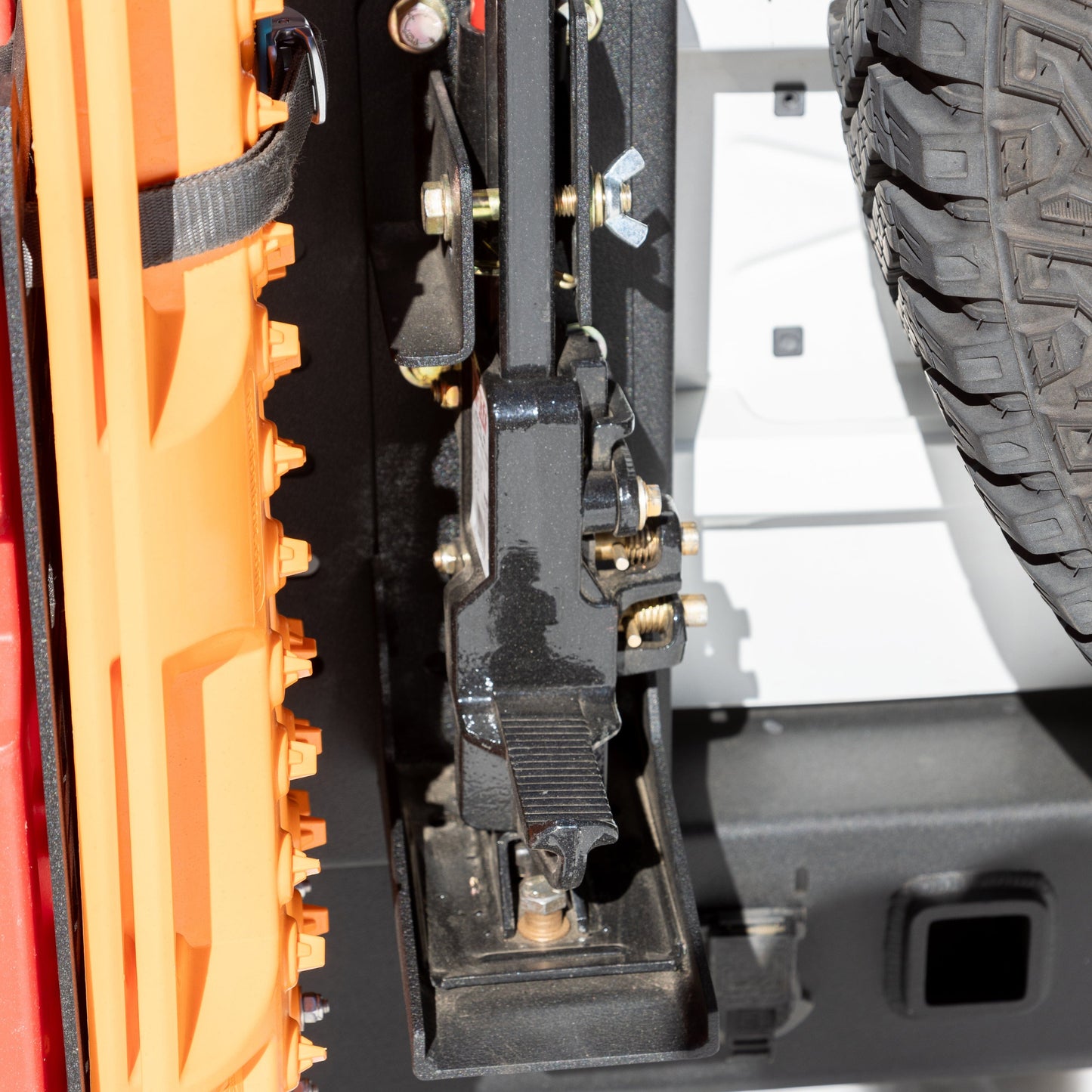 HI-LIFT JACK MOUNT - FITS SWING OUT BUMPERS Chassis Unlimited Inc.
