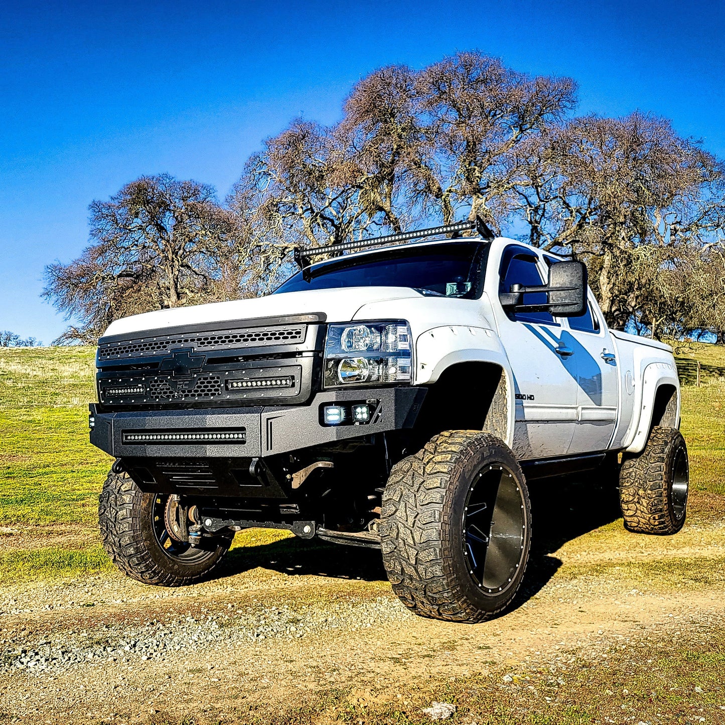 2008-2010 CHEVY SILVERADO 2500/3500 OCTANE FRONT BUMPER Chassis Unlimited Inc.