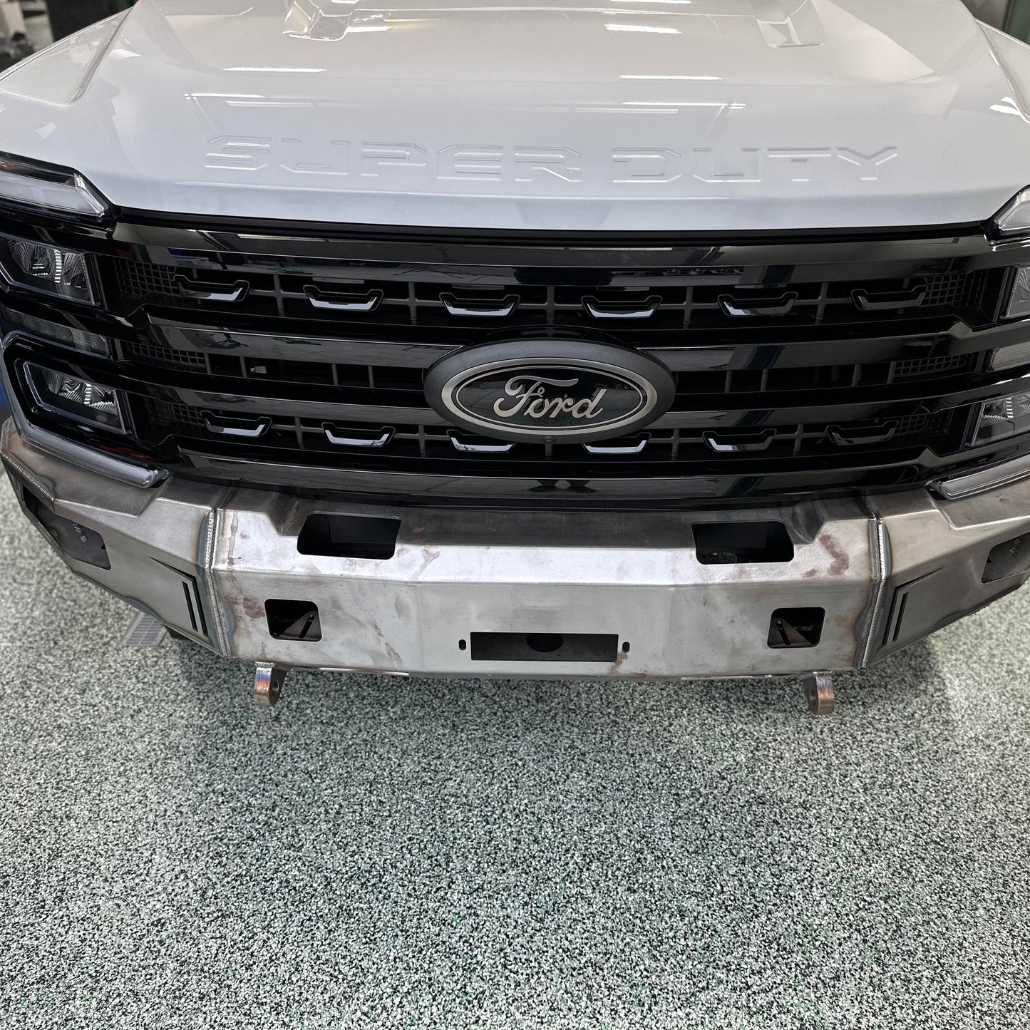 2023+ FORD SUPERDUTY F250/F350 OCTANE SERIES FRONT WINCH BUMPER Chassis Unlimited Inc.