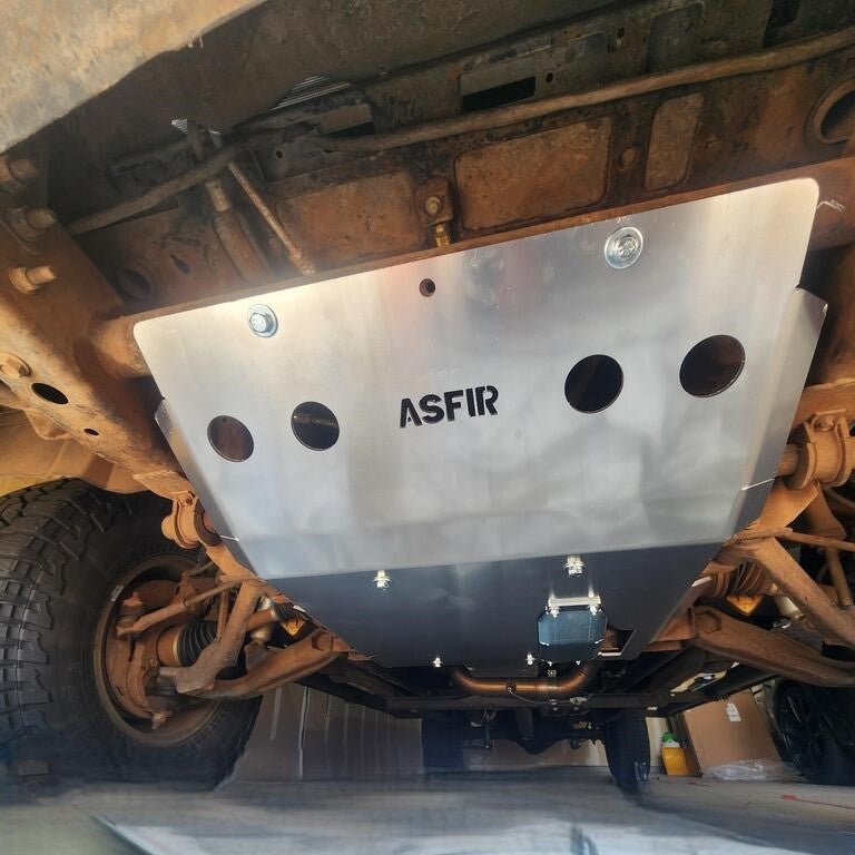 Chevrolet Silverado/Suburban 2500 HD & GMC Sierra 2500 HD (2007-2014) Front Skid Plate