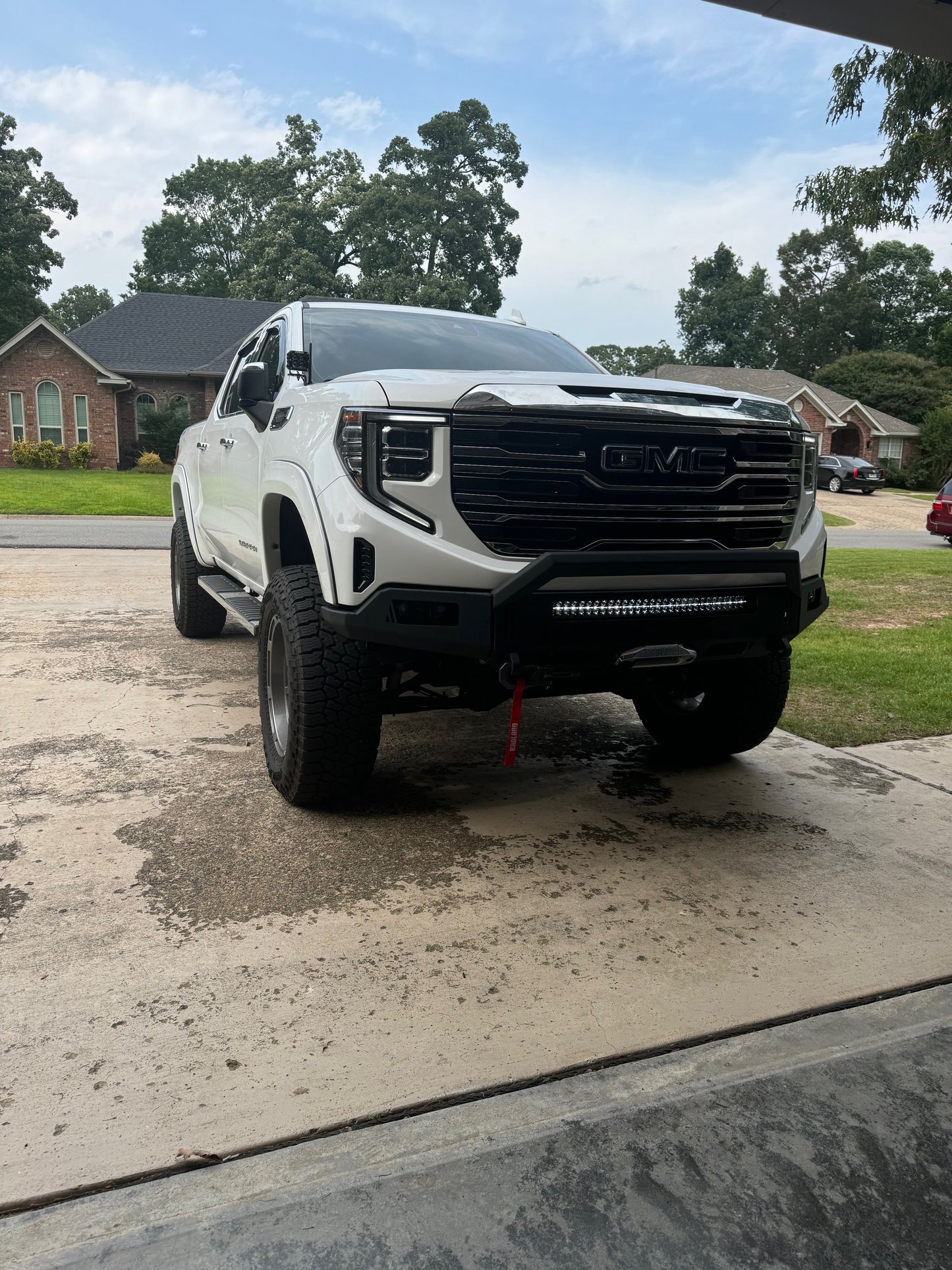 Durable 2022-2024 GMC Sierra 1500 Octane Front Winch Bumper
