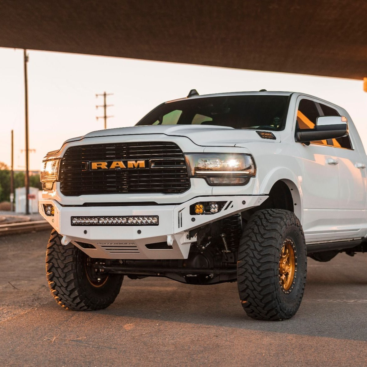 2019-2022 RAM 2500/3500 OCTANE SERIES FRONT BUMPER Chassis Unlimited Inc.