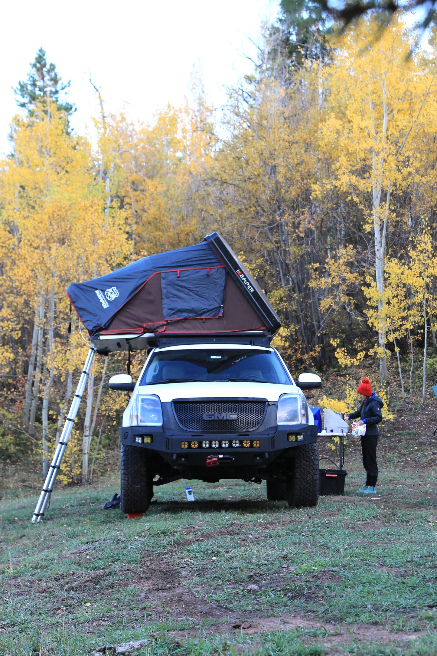 2007 - 2014 GMC Yukon XL | Chevy Suburban Roof Rack
