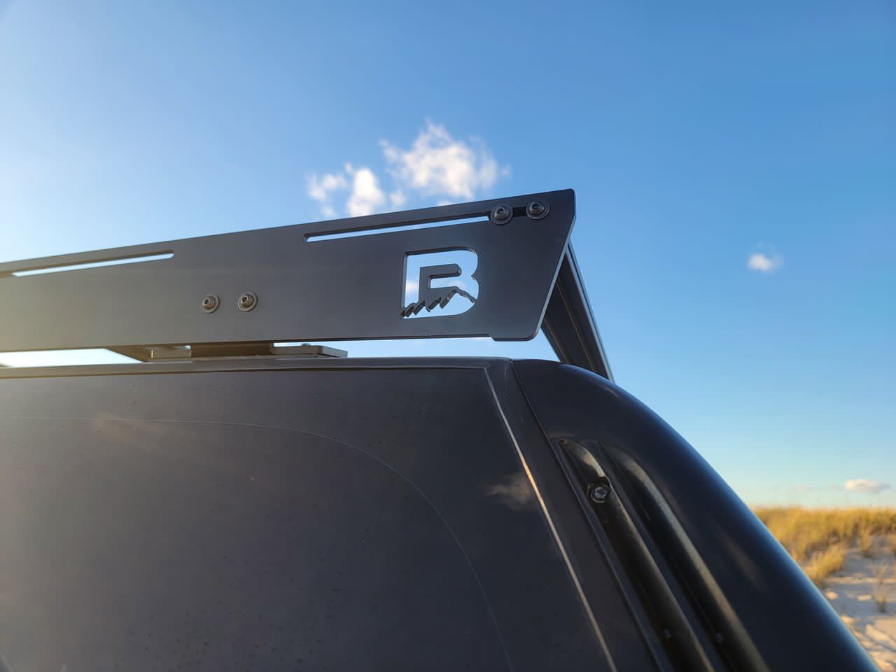 Best 1992 - 1999 Chevy Tahoe Roof Rack (4 Door) Deals