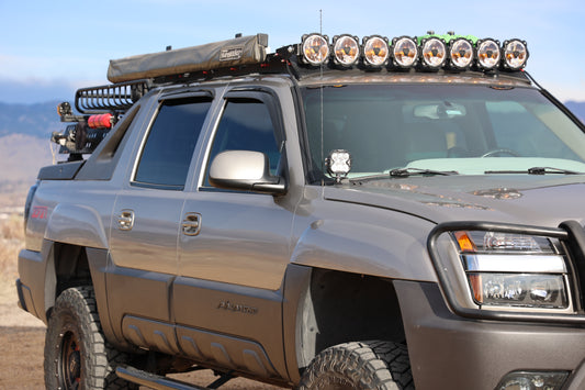 2000-2006 Chevy Avalanche Roof Rack with KC Hilites Titan Light bar
