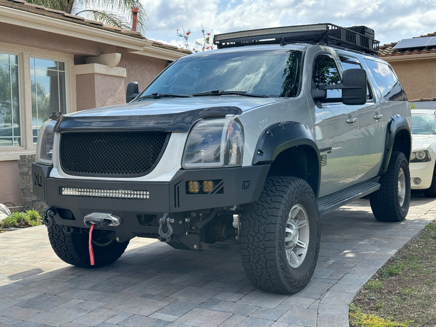 GMC Yukon XL 2500 35s Fender Flares Winch Bumper 2007 - 2014 Baseline Overland