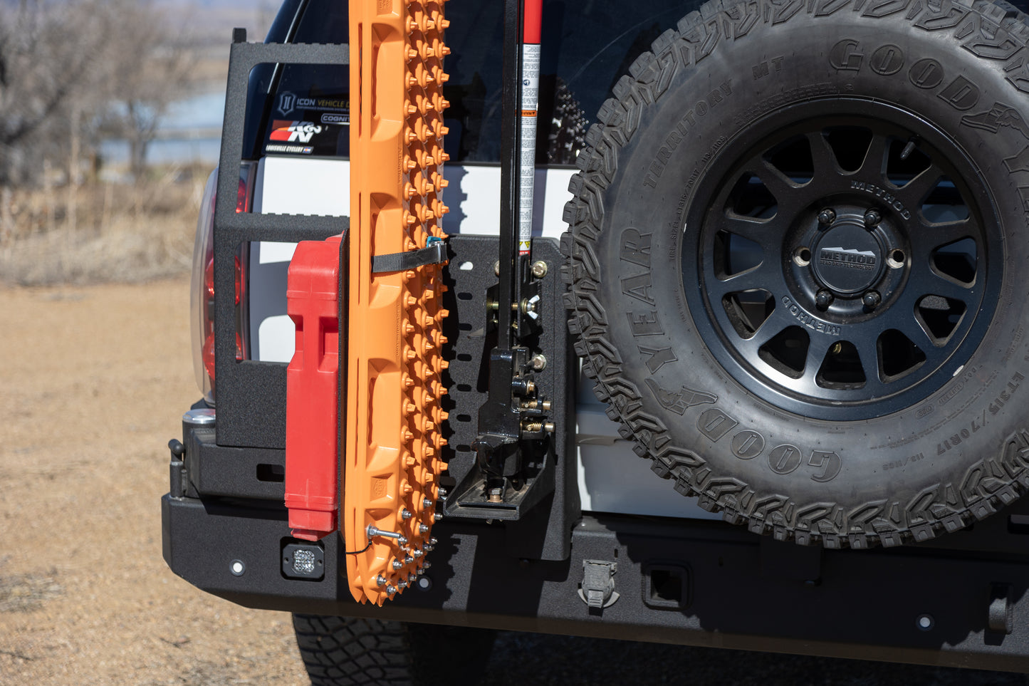 Hi-Lift Jack Swing Out Carrier Dual Swing Out Bumper Baseline Overland