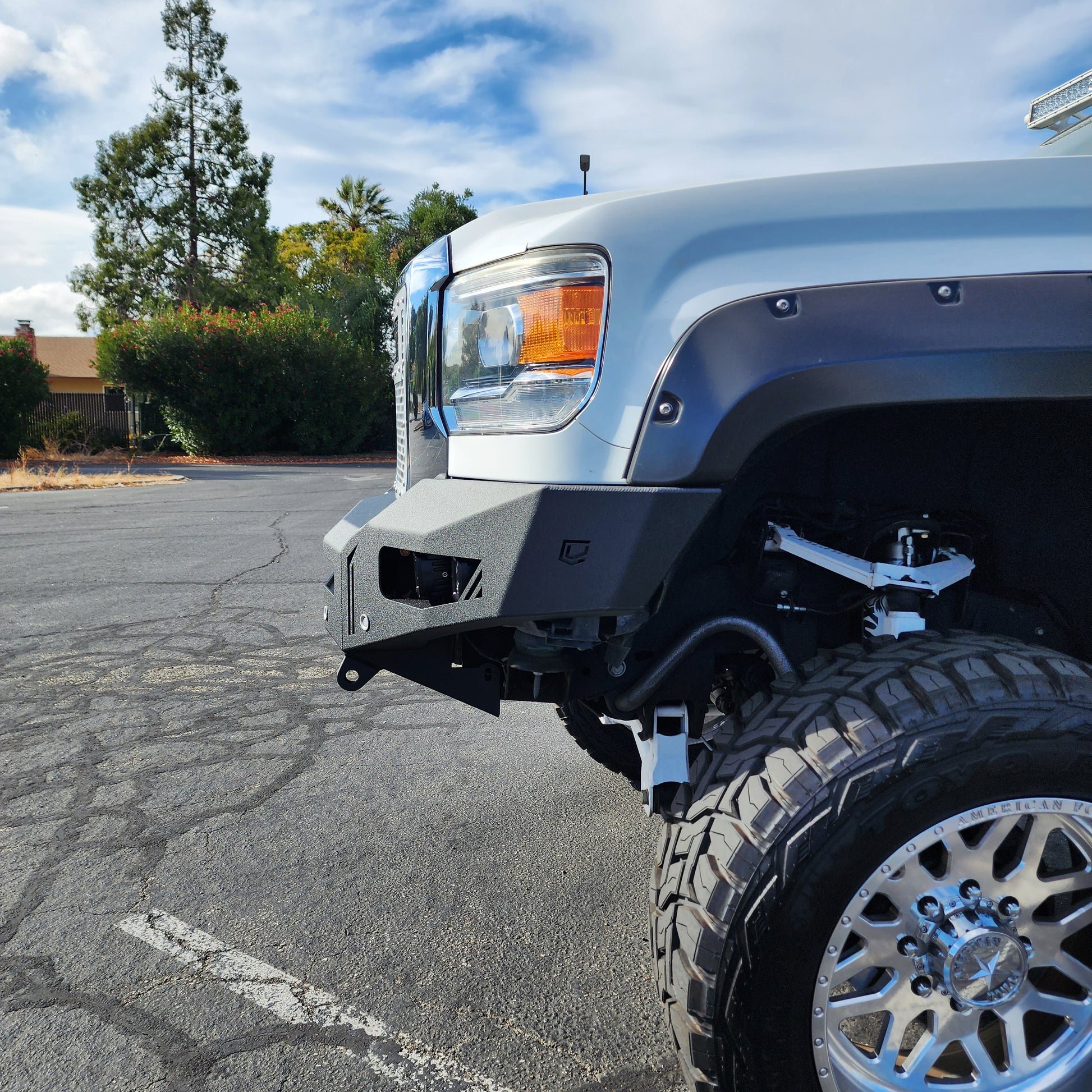 2015-2019 GMC 2500HD/3500HD OCTANE SERIES FRONT BUMPER Chassis Unlimited Inc. 