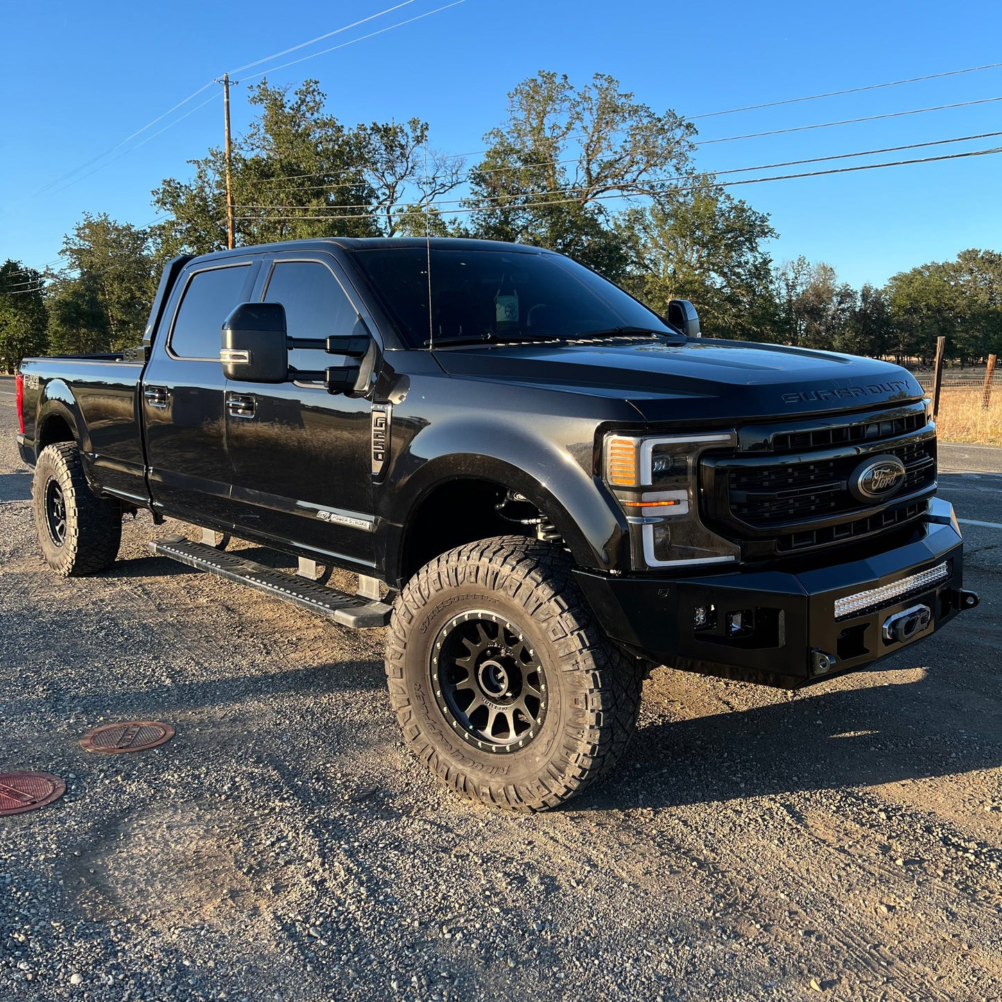 2017-2022 FORD SUPERDUTY F250/F350 ATTITUDE SERIES FRONT WINCH BUMPER Chassis Unlimited Inc. 