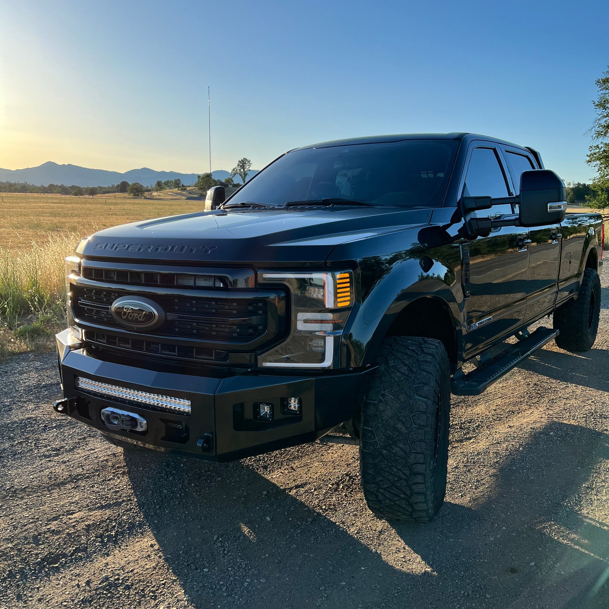 2017-2022 FORD SUPERDUTY F250/F350 ATTITUDE SERIES FRONT WINCH BUMPER Chassis Unlimited Inc. 