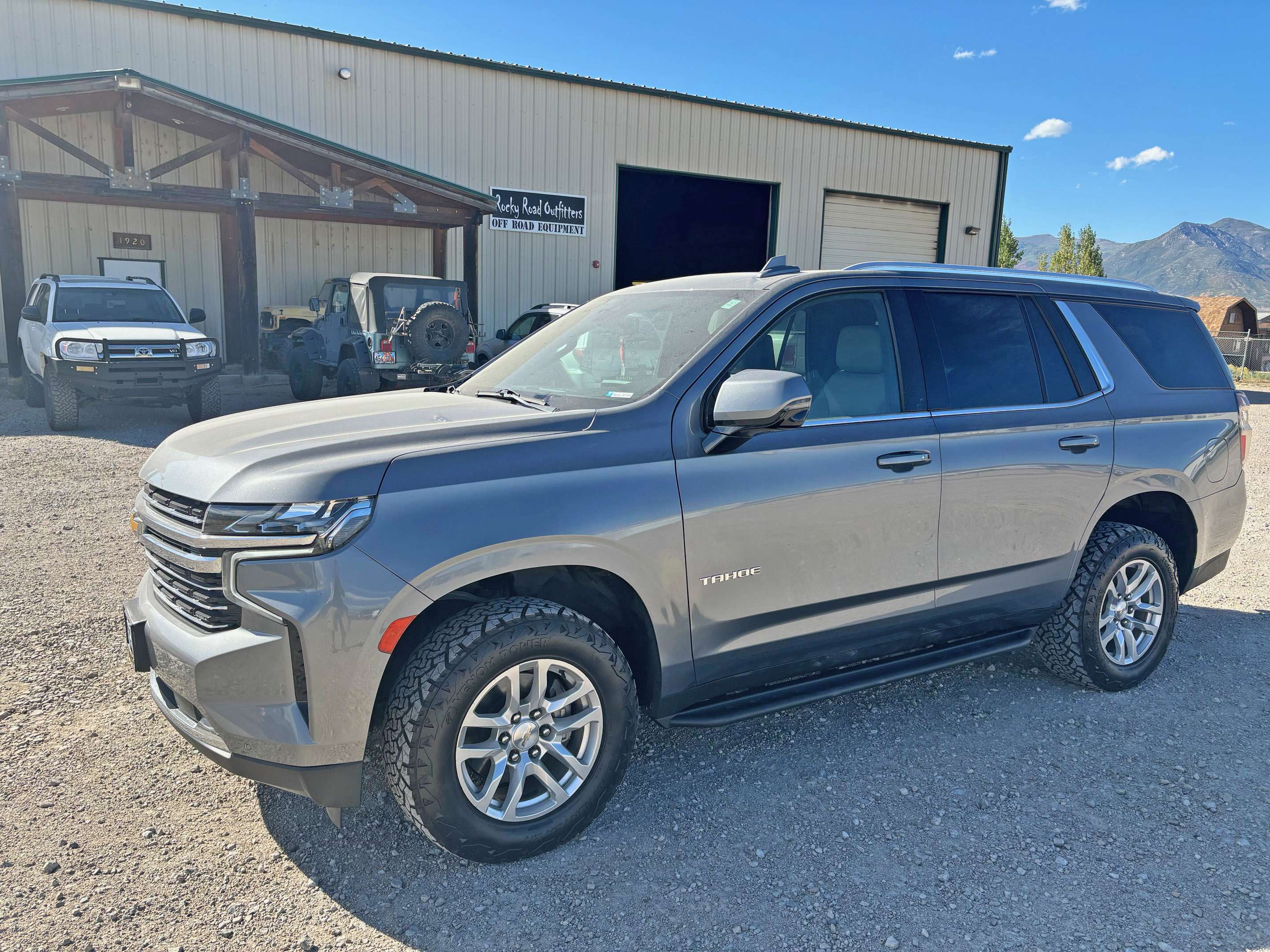 2021-2024 Chevy Suburban | GMC Yukon XL Rock Sliders – Baseline Overland