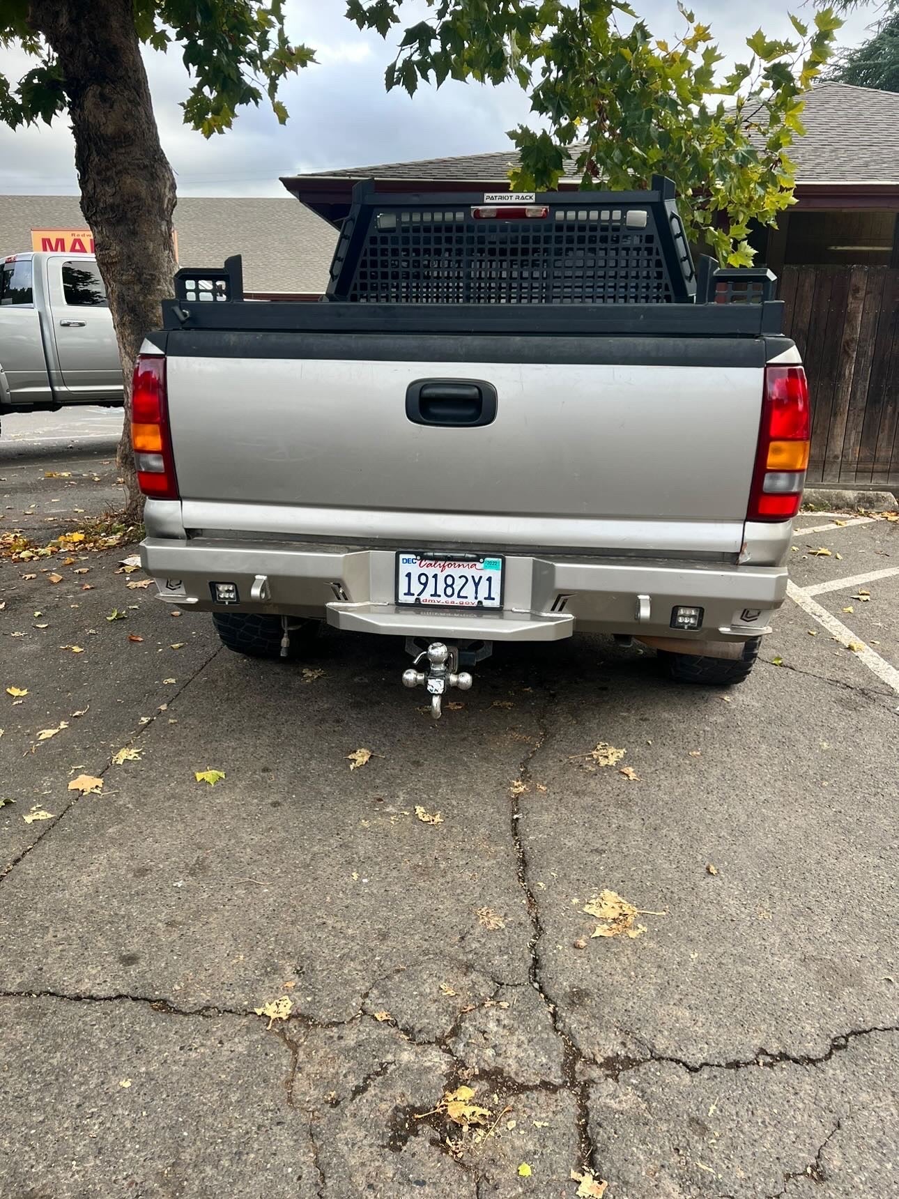 1999-2007 GMC Sierra Chevy Silverado 1500 Rear Bumper