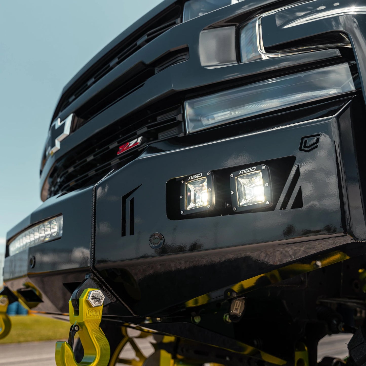 2019-2021 CHEVROLET SILVERADO 1500 OCTANE WINCH BUMPER